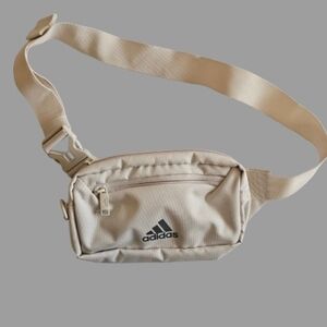 Adidas Neutral Beige Must Have 2 Waist Pack Belt Bag Everday Casual Travel NWOT
